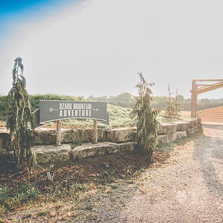 מלון בראנסון Treehouse Cozy Glamping Site מראה חיצוני תמונה